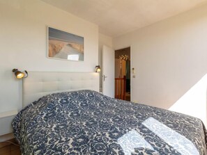 3 bedrooms, Internet - Les Jardins d'Hélios by Interhome (Carqueiranne)