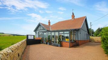 Luksus-feriehus - eget badeværelse (Bungalow ) | Udendørsområde