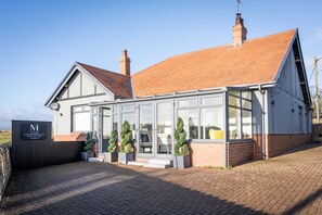 Luxe cottage, en-suite badkamer, uitzicht op binnenplaats (Bungalow ) | Exterieur