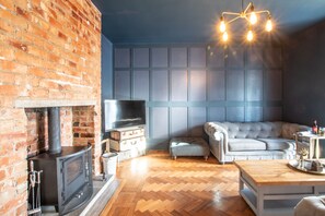 Luxury Cottage, Ensuite (Bungalow ) | Lounge