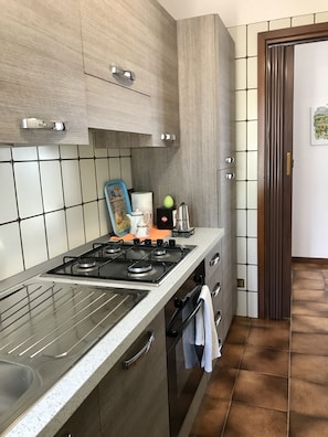 Villa, 2 Bedrooms | Private kitchen