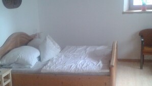 Apartment, Ground Floor | Cribs (free), bed sheets - Drechslerhaus (Sankt Johann in Tirol)