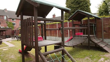 Children’s play area – outdoor