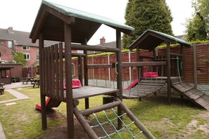 Children’s play area – outdoor - The Fazeley Inn (Tamworth)
