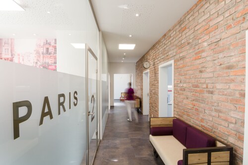 Bahnhof ERZINGEN hotel coffee  & more