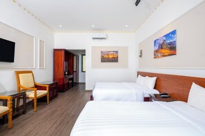 Minibar, in-room safe, desk, blackout drapes - Hawaii Resort Phu Quoc (Phu Quoc)