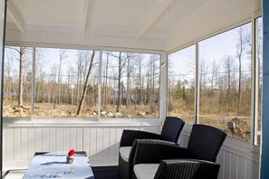 Cabin | Terrace/patio - Holiday Home Sundslätt (Urshult)