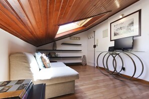 Appartamento, 2 camere da letto, cucina | 2 camere, ferro/asse da stiro, Wi-Fi gratuito, lenzuola