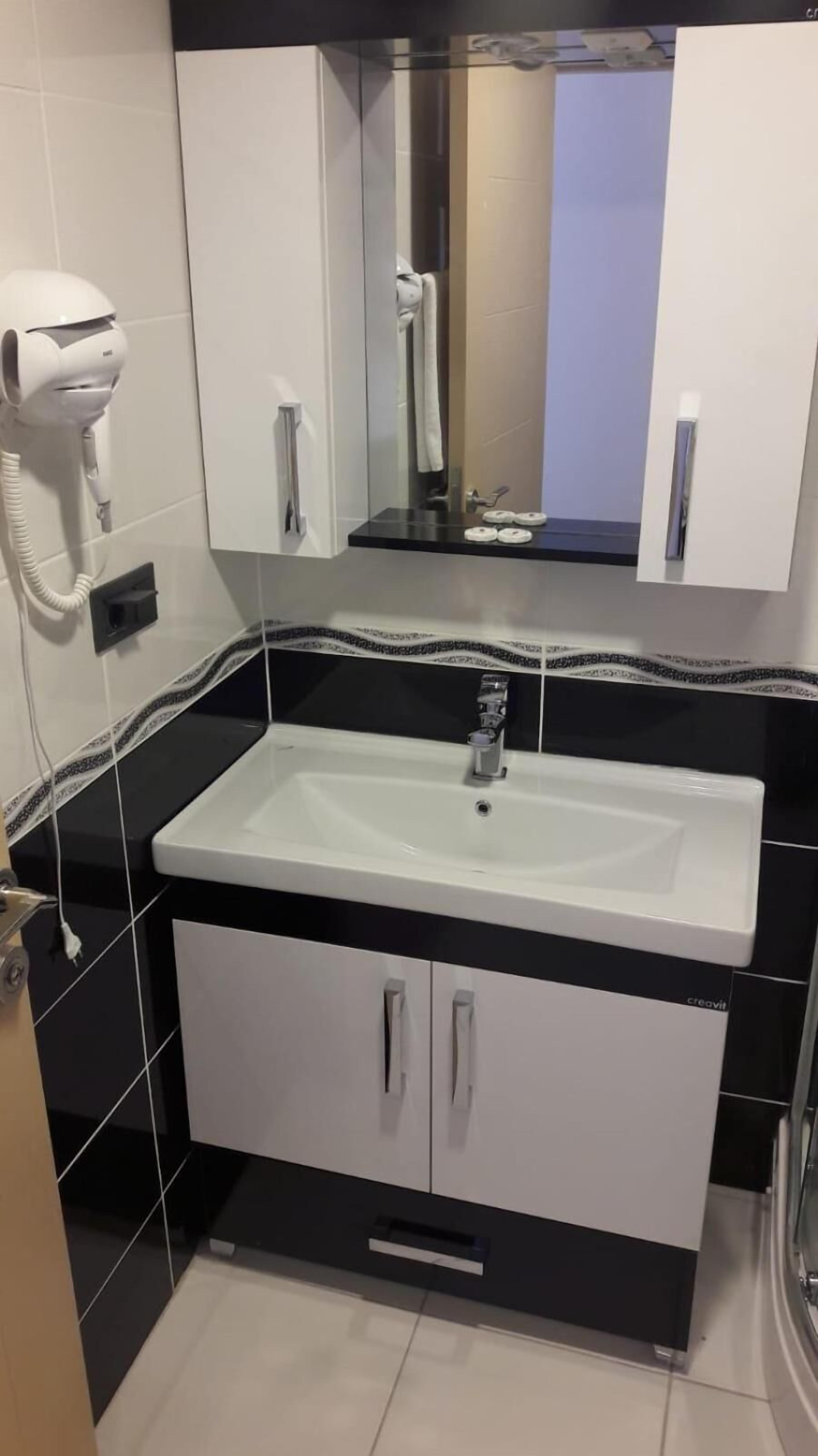 Foto - Özdemir Palas