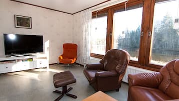House, 2 Bedrooms | Living area