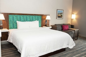 LCD TV - Hampton Inn & Suites Dundee (Dundee)