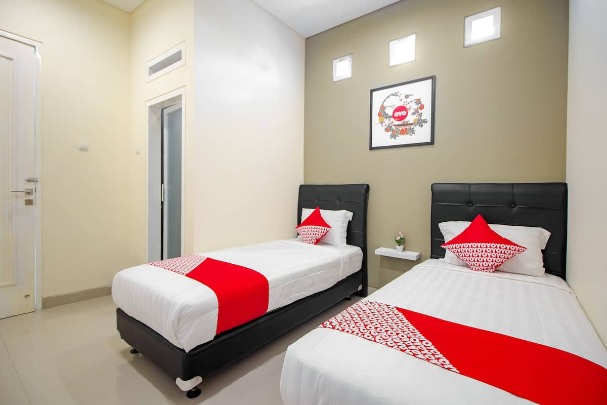 Standard Twin Room | Free WiFi