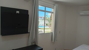 1 bedroom, premium bedding, desk, laptop workspace - Solaris do Atlantico (Ilhéus)