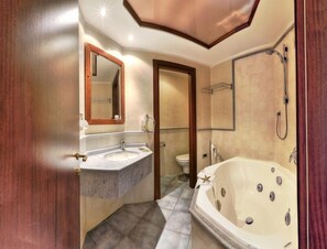 Articles de toilette gratuits, serviettes fournies