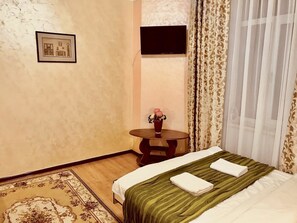 Apartment | Iron/ironing board, cots/infant beds, free WiFi - Apartment on Yakova Rapoporta (Lviv)