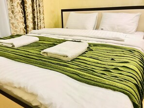 Apartment | Iron/ironing board, cots/infant beds, free WiFi - Apartment on Yakova Rapoporta (Lviv)