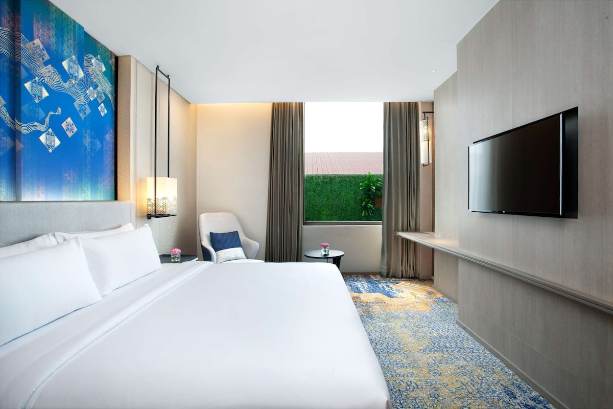 1 bedroom, pillow-top beds, in-room safe, desk
