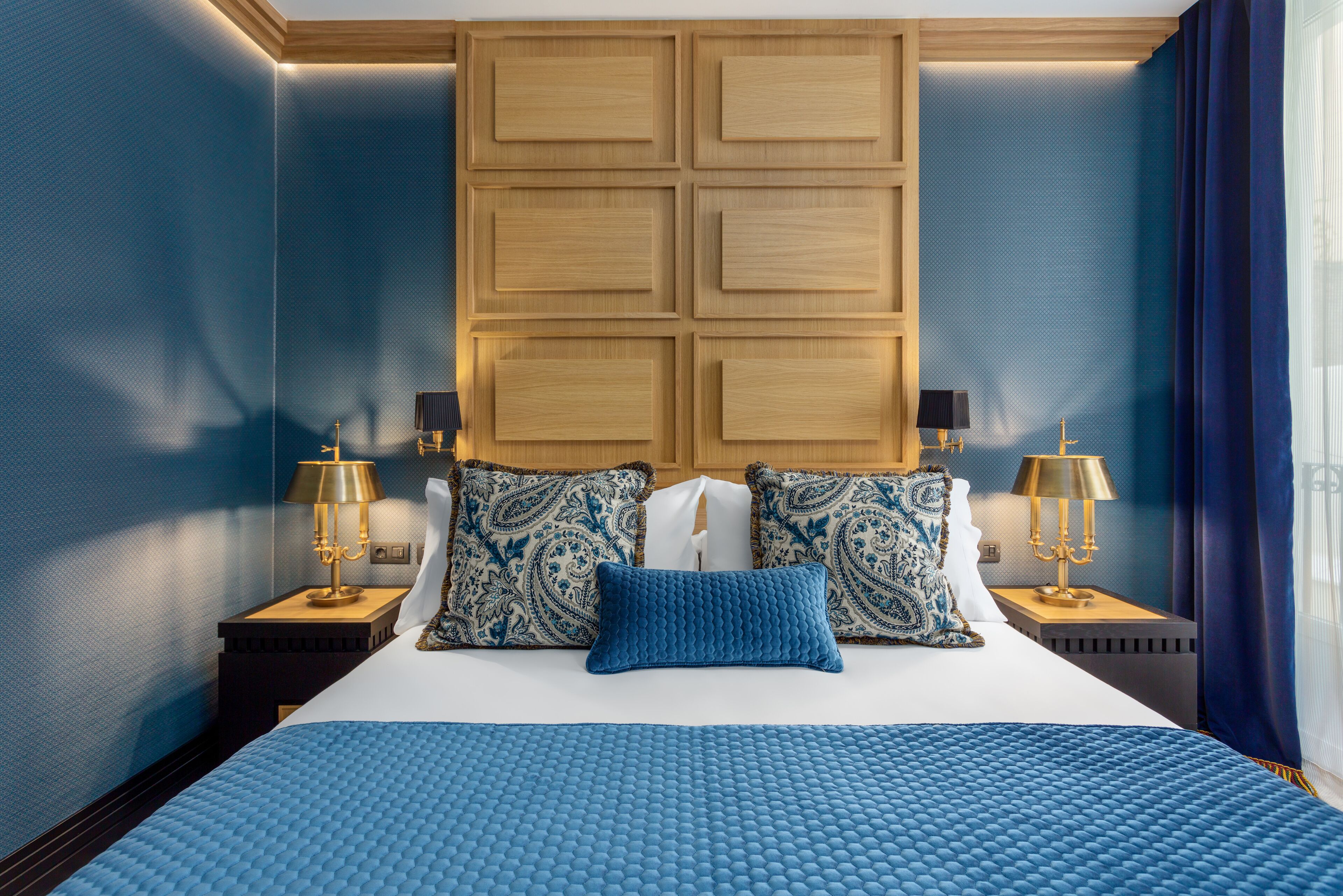 minibar, in-room safe, desk, soundproofing