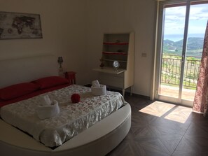 بديكورات فريدة لكل غرفة وطراز فريد لكل وحدة ومكتب