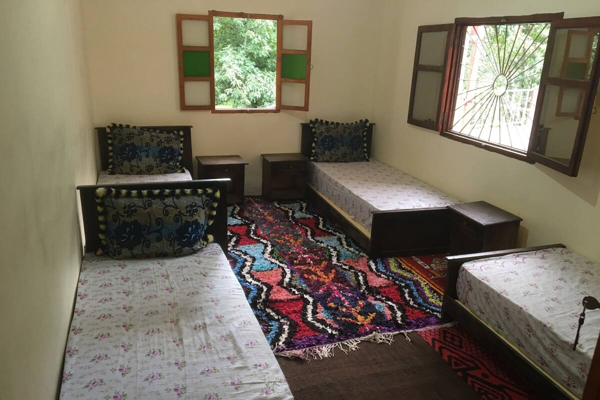 Chambres insonorisées, Wi-Fi gratuit, draps fournis