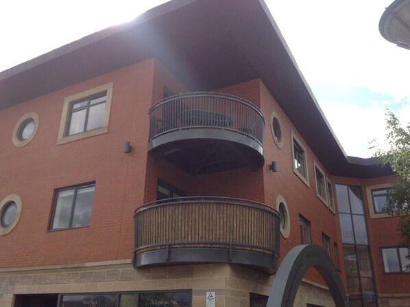 Exterior - Pretty Properties Tillage Green (Darlington)