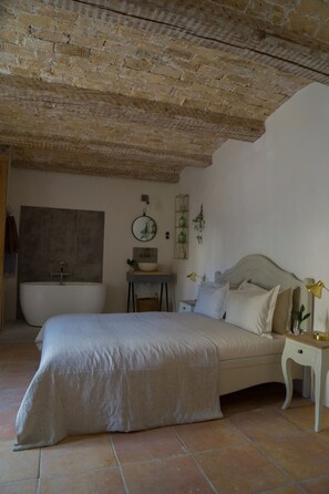 標準雙人房 | 獨特裝潢、布置獨特、書桌、遮光布/窗簾