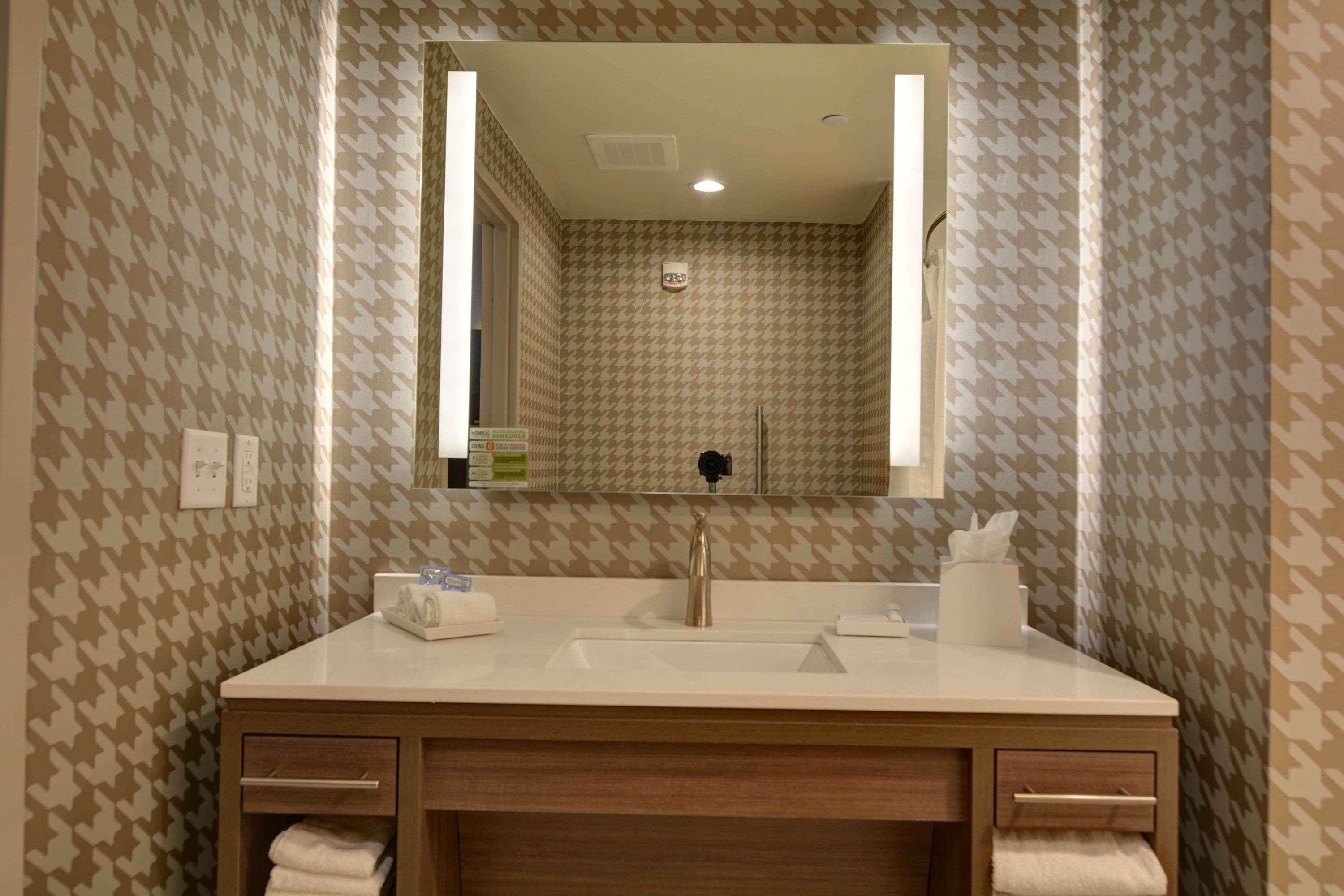 Photo - Home2 Suites By Hilton Charlotte Piper Glen