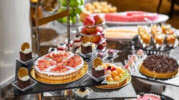 Colazione a buffet a pagamento, servita tutte le mattine