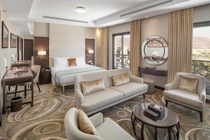 Junior Suite, 1 King Bed | 1 bedroom, premium bedding, in-room safe, desk