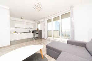 Apartment, 1 Bedroom | Living area