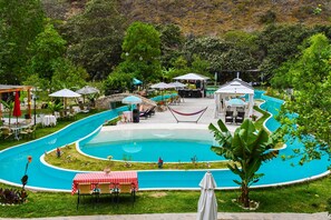 Piscina a l'aire lliure 