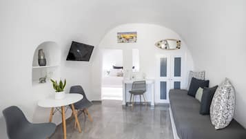 Studio, sjøutsikt (1) | Oppholdsområde | Flatskjerm-TV