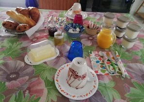 Petit déjeuner continental compris tous les jours