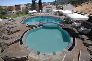 Seasonal outdoor pool - Kalimera Apartments (Corfu)