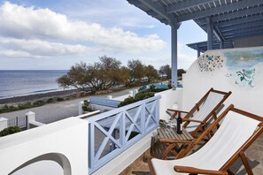 Exterior - The Beach House (Santorini)