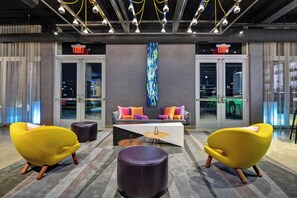 Lobby - Aloft Secaucus Meadowlands (Secaucus)
