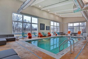 Una piscina techada