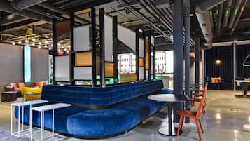 Sala de estar en el lobby