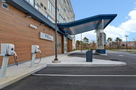 Aloft Secaucus Meadowlands - Image 9