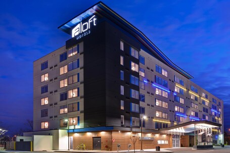 Aloft Secaucus Meadowlands - Image 1