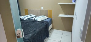 Apartamento Numero 1 | 2 bedrooms, premium bedding, blackout curtains, iron/ironing board