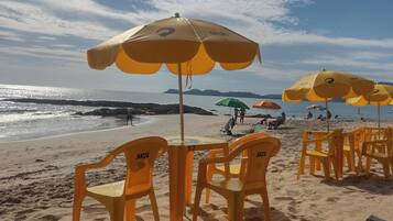 Beach nearby, 4 beach bars