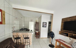 Apartamento Numero 1 | Living area | 32-inch flat-screen TV with digital channels, Smart TV, Netflix