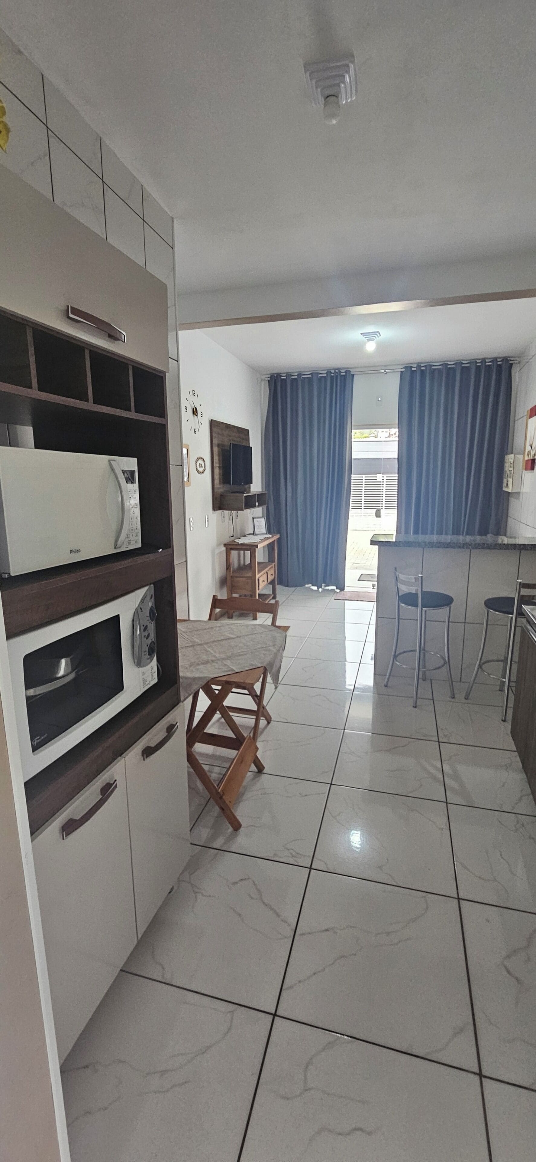 Premium Apartment, 2 Bedrooms | Private kitchen | Fridge, microwave, oven, stovetop