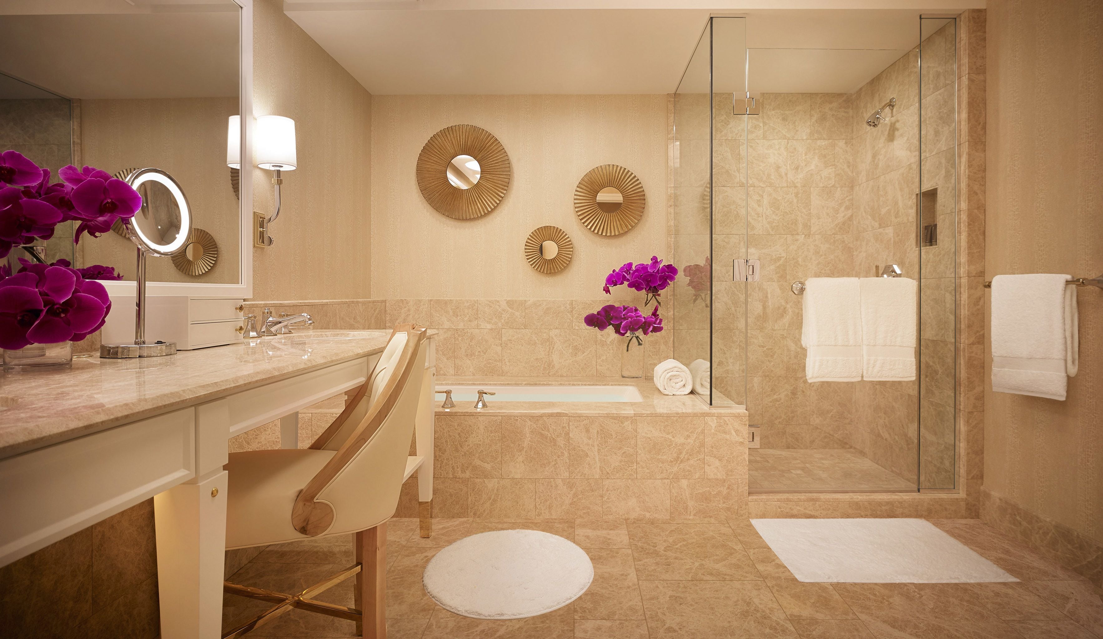 Separate tub and shower, deep soaking tub, rainfall showerhead