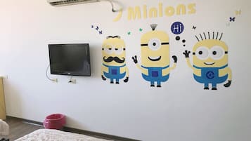 Family Quadruple Room, Partial Ocean View | Blackout drapes, rollaway beds, free WiFi, bed sheets