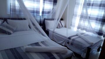 Apartamento standard, 3 quartos | 3 quartos, ferros/tábuas de passar roupa