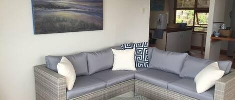 Comfort Villa, 4 Bedrooms | Living area | Flat-screen TV