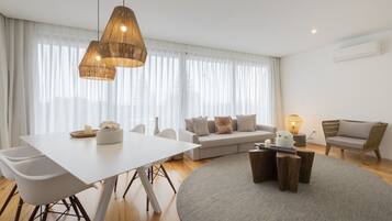 Penthouse, 2 Bedrooms, Balcony (Blue Penthouse Villa) | Living area | Smart TV