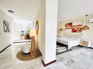 7 bedrooms, iron/ironing board, WiFi, bed sheets